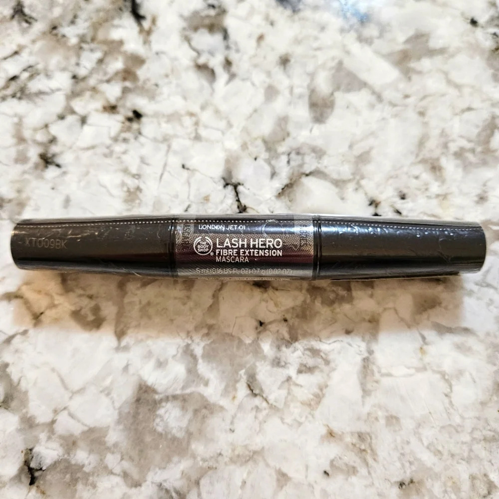 The Body Shop Lash Hero Fibre Extension Mascara - Black
